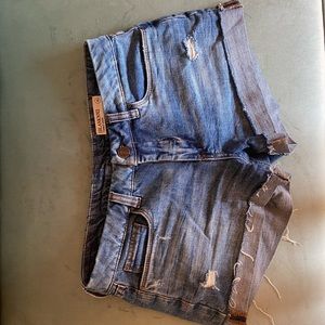 Blank NYC Tomboy Short